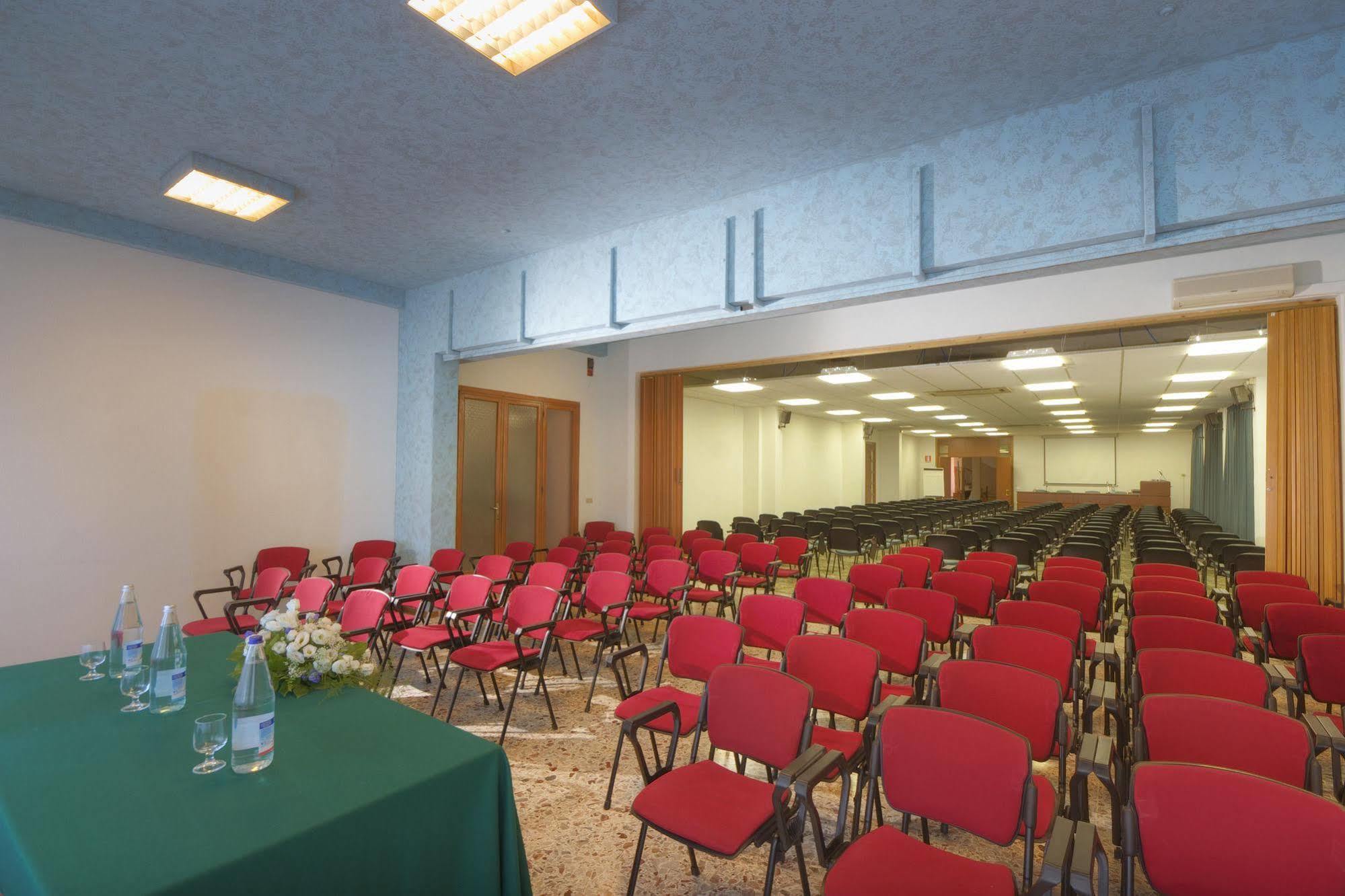 San Gabriele Hotell Loreto Eksteriør bilde